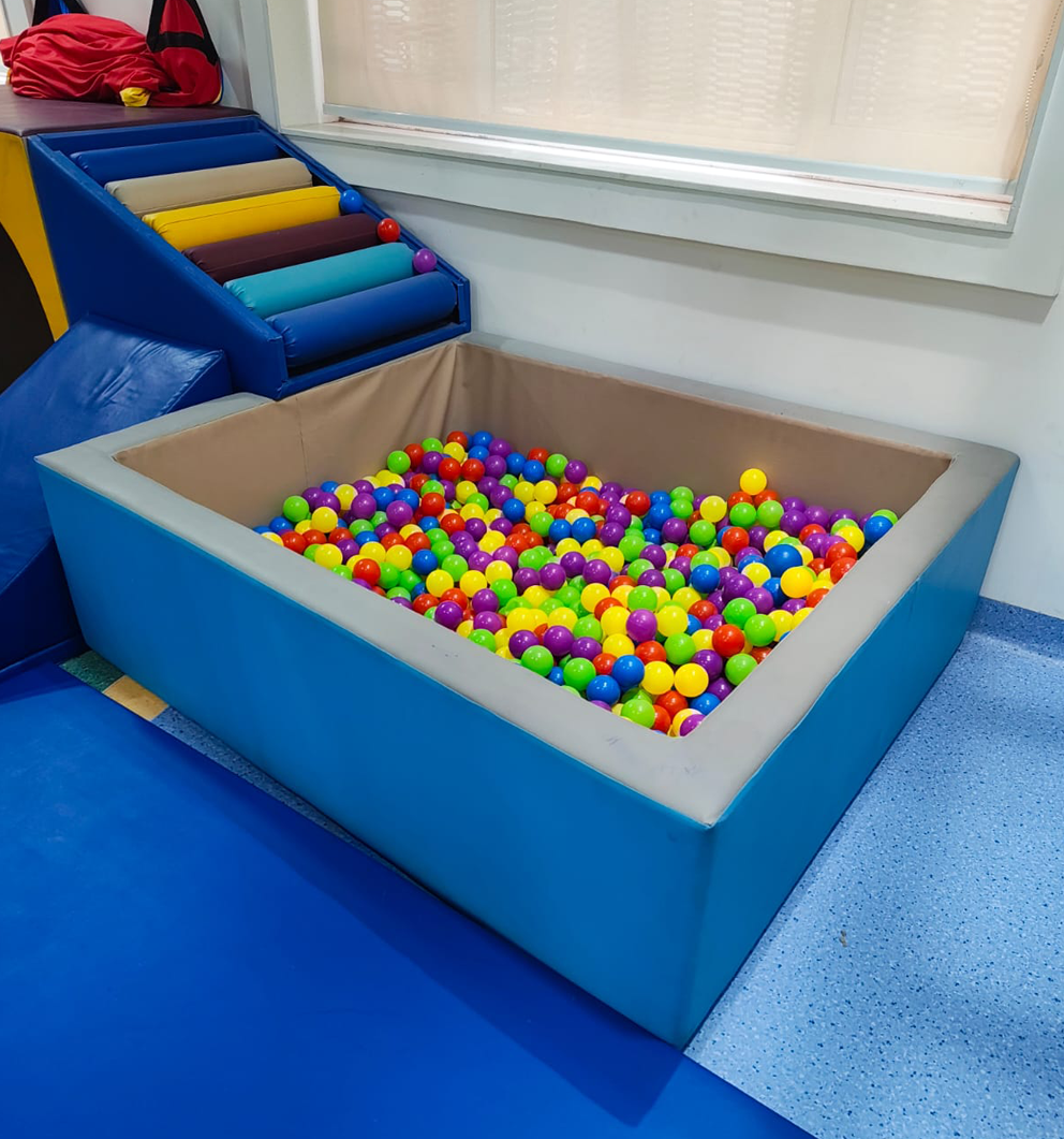 Foam Ball Pool Premium (Balls Excluded)